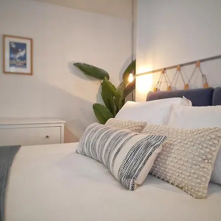 3 Bed In Oc-w1031 Nyaraló *